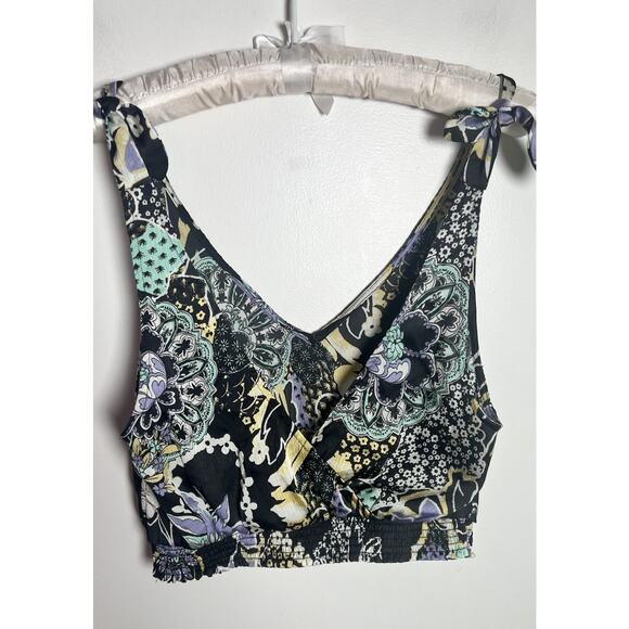 Free People INTIMATELY Women's Weekend In Montauk Floral Cropped Top XS Black - Picture 3 of 8